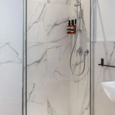 Capruzzi 招待所 4*